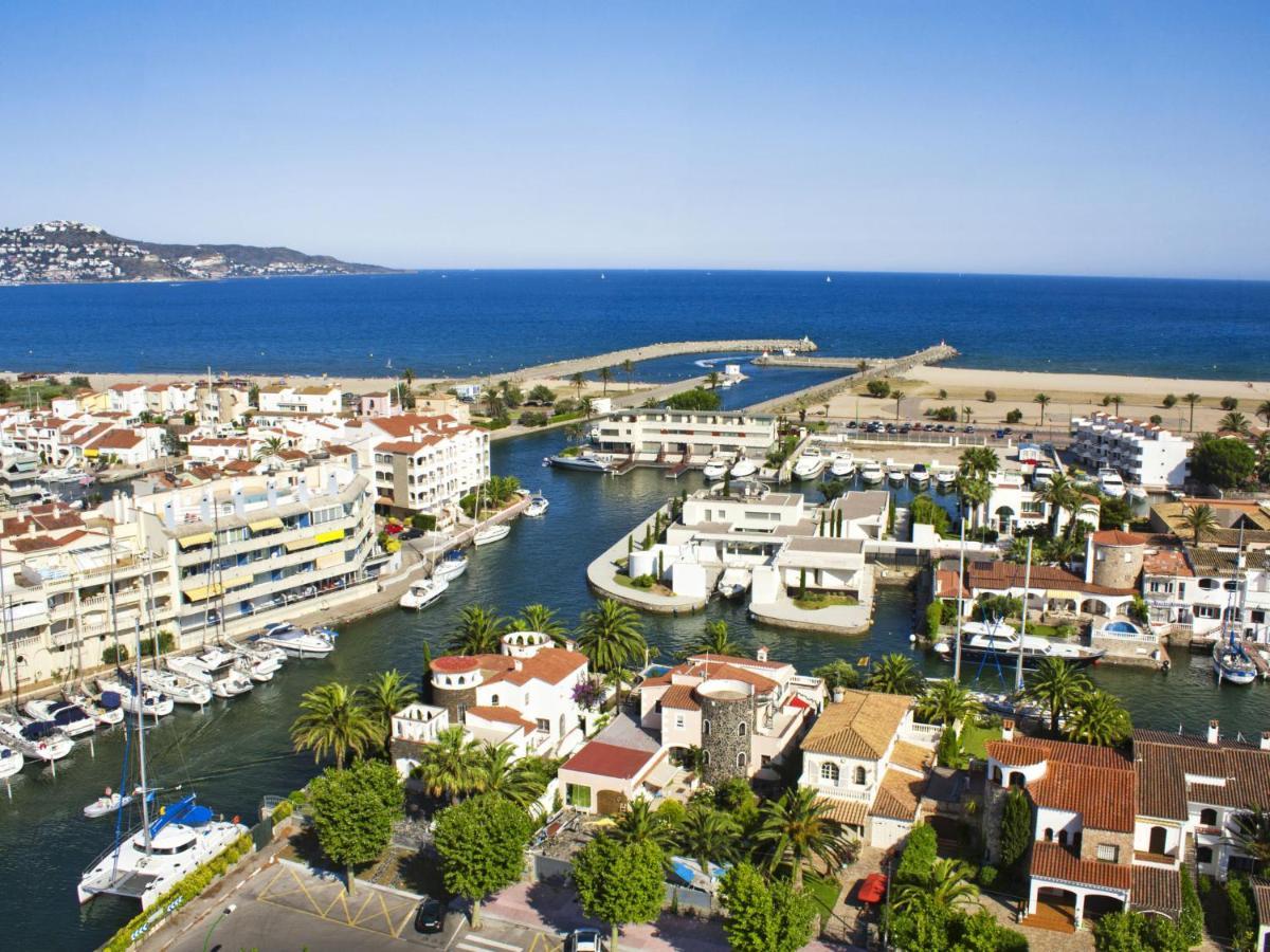 Holiday Home Requesens Canal Empuriabrava Zewnętrze zdjęcie